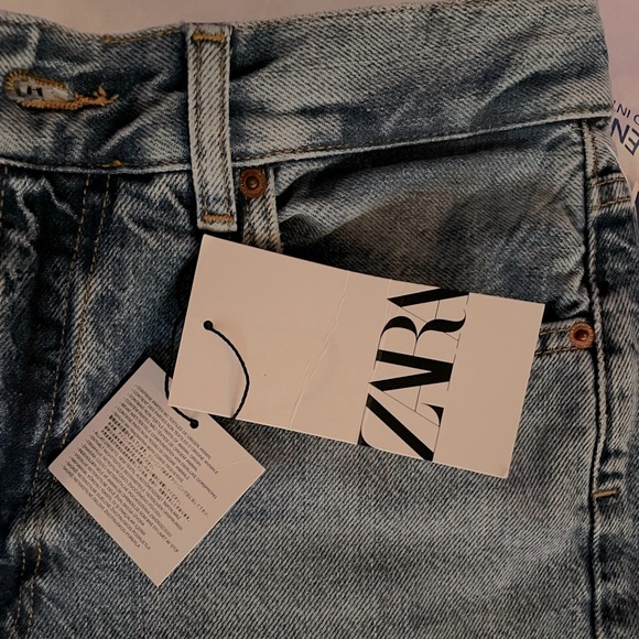 ZARA Premium Denim The Relaxed Straight Leg Jeans NWT Size 6 / 38 Air Bl… - Picture 11 of 16